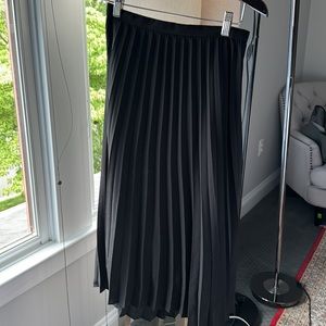 JCrew Black Pleated Midi Skirt, Size 0